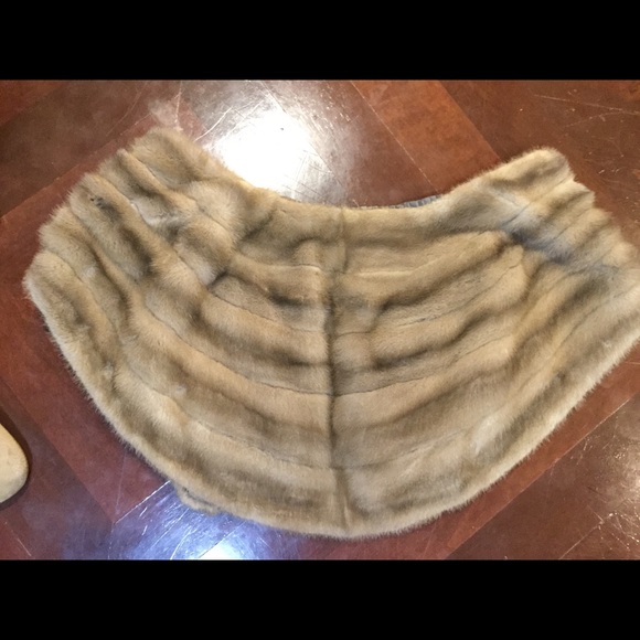 Mink - Picture 2 of 4